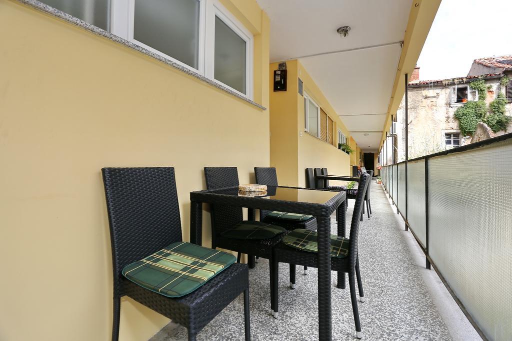 Luxury Town Center Apartments Zadar Exterior photo